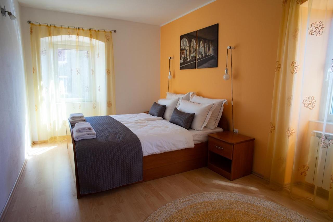 Olive Tree Apartments Umag Eksteriør bilde