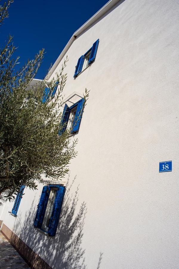 Olive Tree Apartments Umag Eksteriør bilde